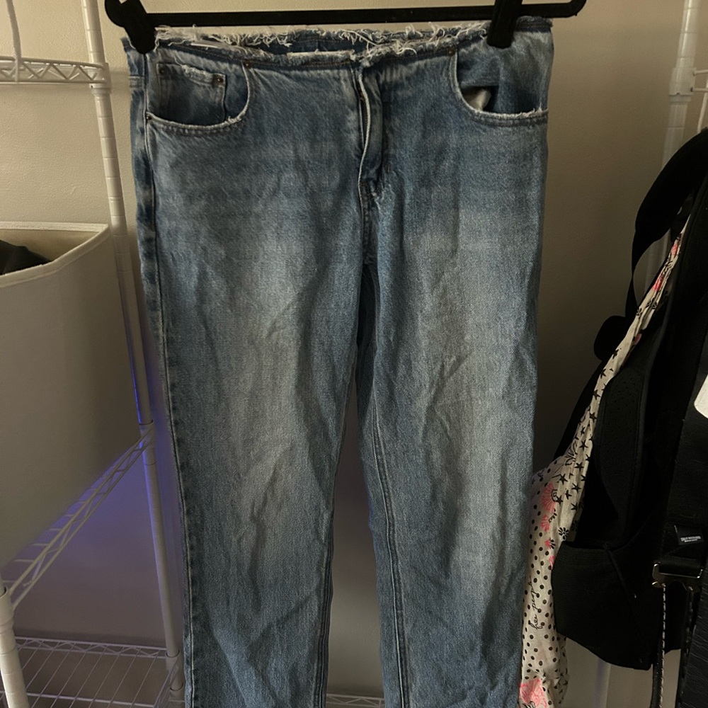 Low rise jeans